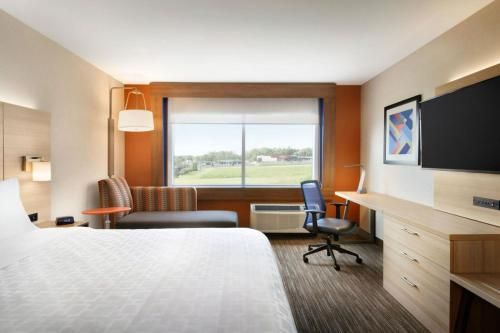 Holiday Inn Express & Suites - Mall of America - MSP Airport, an IHG Hotel