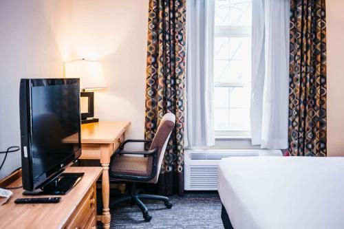 SureStay Plus Hotel by Best Western Elizabethtown Hershey