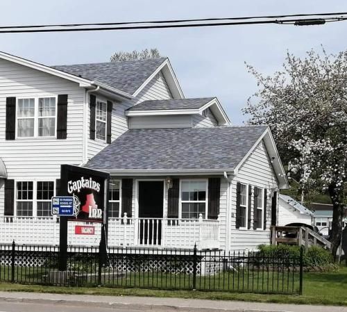 Captain's Inn