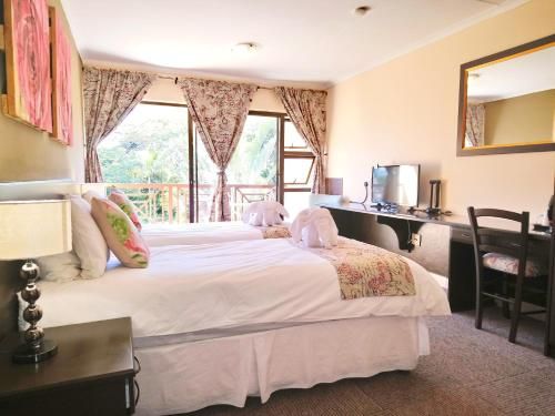 Elephant Lake Hotel