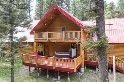 Lodgepole Lookout by KABINO