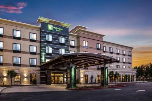 Holiday Inn Hotel & Suites Silicon Valley – Milpitas, an IHG Hotel