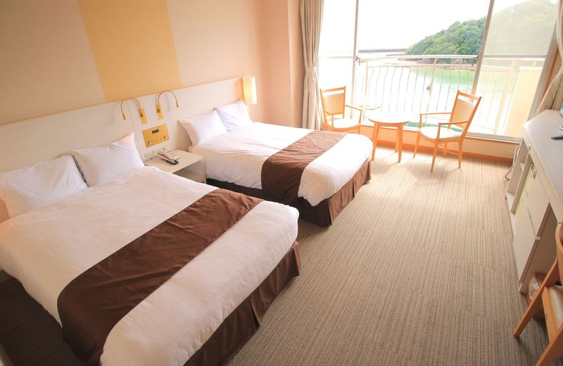 KAMENOI HOTEL KII-TANABE