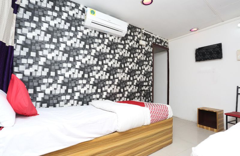 OYO 39756 Shanghai Lodge