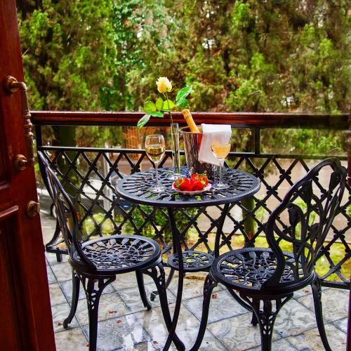 Outdoor Pictures 19
