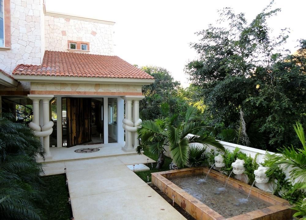 Casa Jaguar Puerto Aventuras by KVR