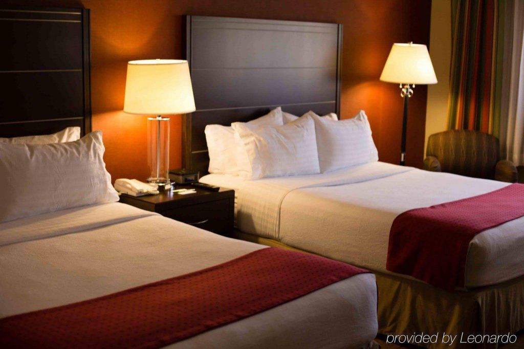 Holiday Inn Santa Ana-Orange County Airport, an IHG Hotel
