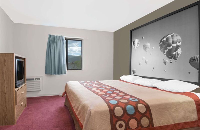 Super 8 by Wyndham Taos