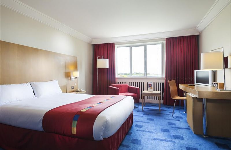 Park Inn by Radisson Shannon Airport