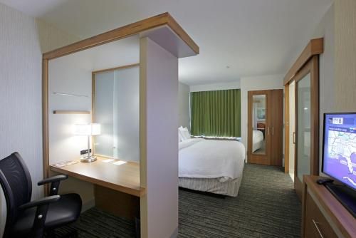 SpringHill Suites by Marriott Carle Place Garden City