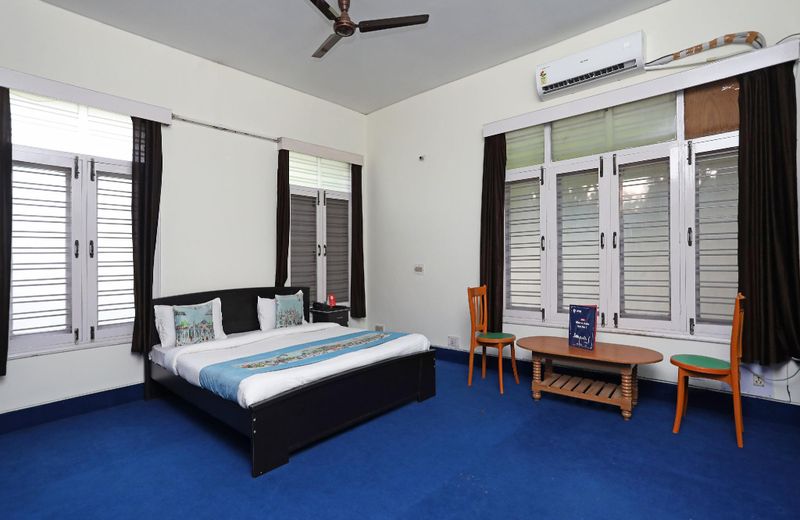 OYO 9834 Bliss Homes