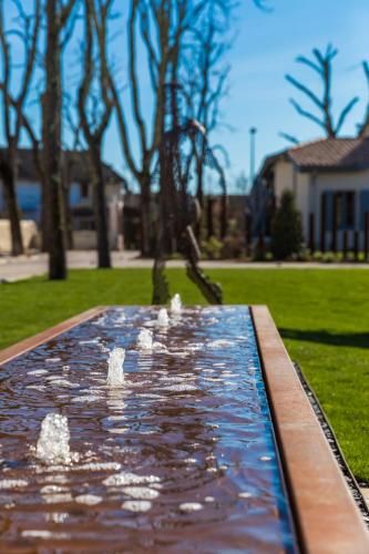 Outdoor Pictures 16