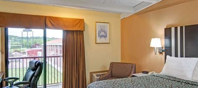 Days Inn by Wyndham Washington