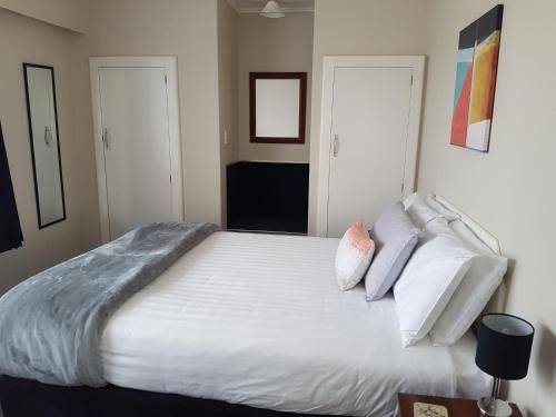554 Moana Court Motel
