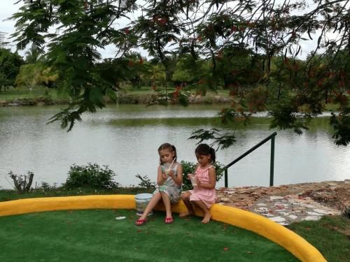 Outdoor Pictures 11