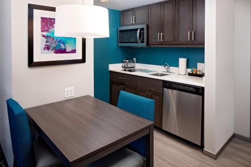 Homewood Suites By Hilton Ronkonkoma