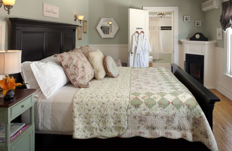 A G Thomson House Duluth Bed and Breakfast
