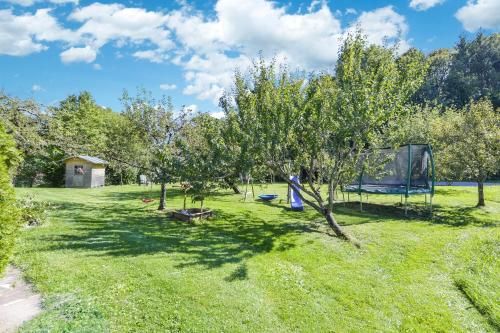 Outdoor Pictures 24