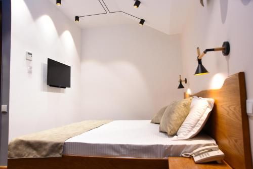 R&R Hotel