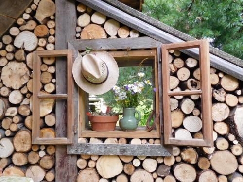 Outdoor Pictures 24