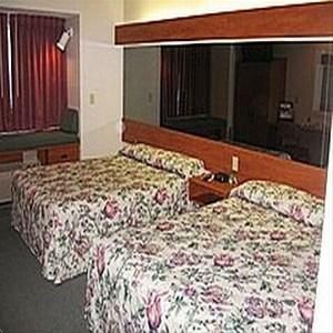 Microtel Inn & Suites by Wyndham New Ulm