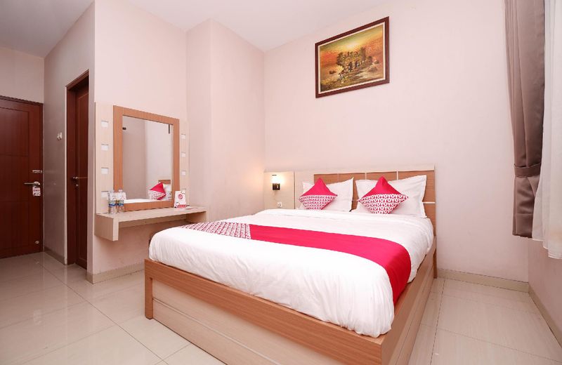 OYO 1532 Mawar Indah Hotel