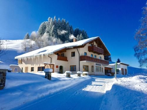 Outdoor Pictures 21