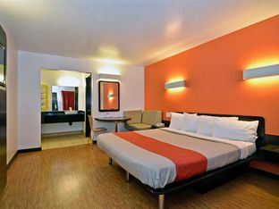 Hotel Image 1