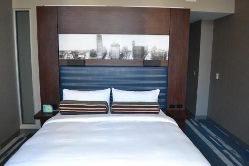 Aloft Detroit at The David Whitney
