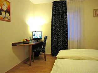 Hotel Image 1