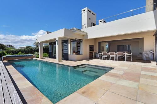 Kite Surfers Beach Villa
