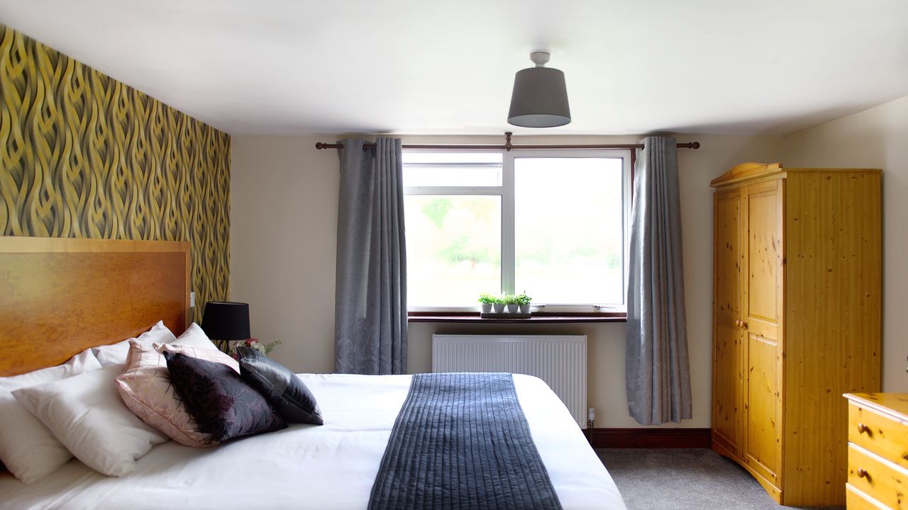 Little Foxes Hotel