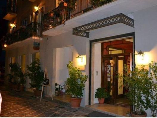 Hotel La Congiura dei Baroni