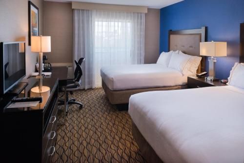 Holiday Inn Express Hotel & Suites Pasadena-Colorado Boulevard, an IHG Hotel