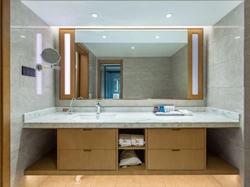 GreenTree Eastern Xuzhou High Speed Railway Station Square Yindi Automobile Market Hotel