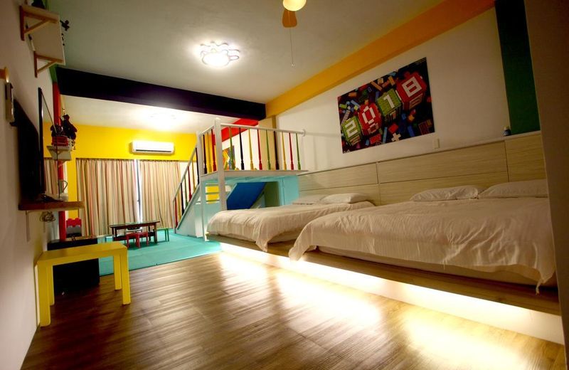 Fengyuan Lihpao Self B&B