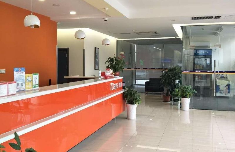 7 Days Inn Nanjing Jiangjun Avenue Hehai University Metro Station