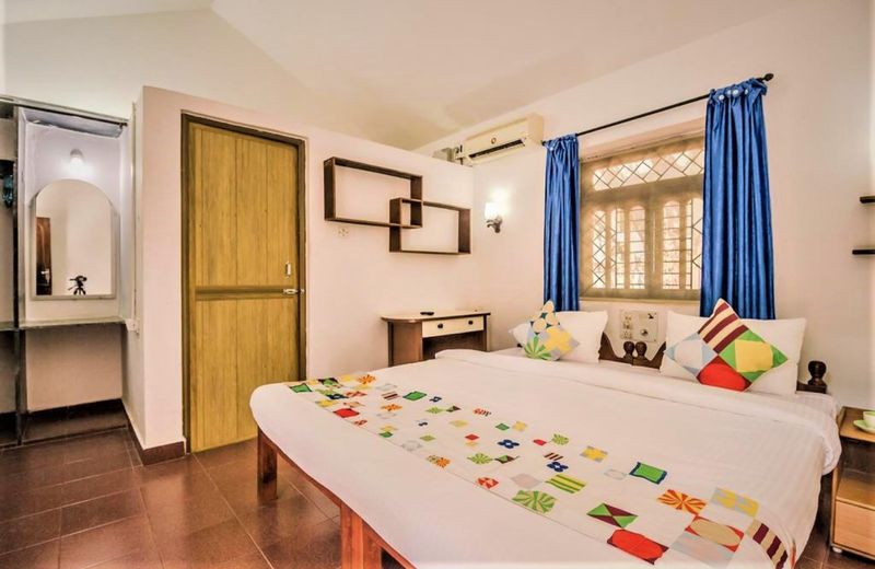 Hotel Boons Ark Resort with swimming pool