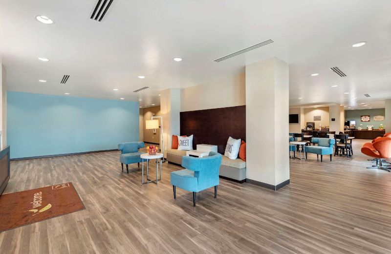 MainStay Suites Lancaster Dallas South