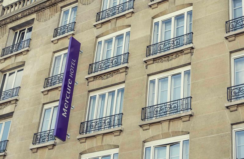 Mercure Yibin Port
