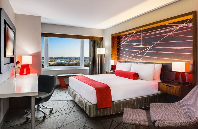 Crowne Plaza JFK Airport New York City, an IHG Hotel