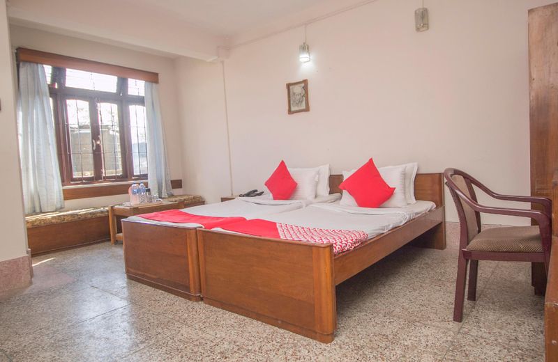 OYO 35886 Hotel Attri