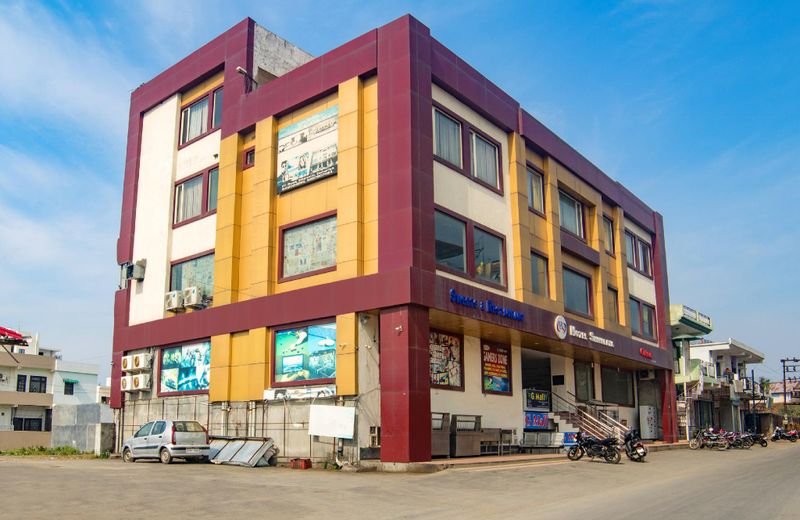 Capital O 29136 Hotel Shivalaya
