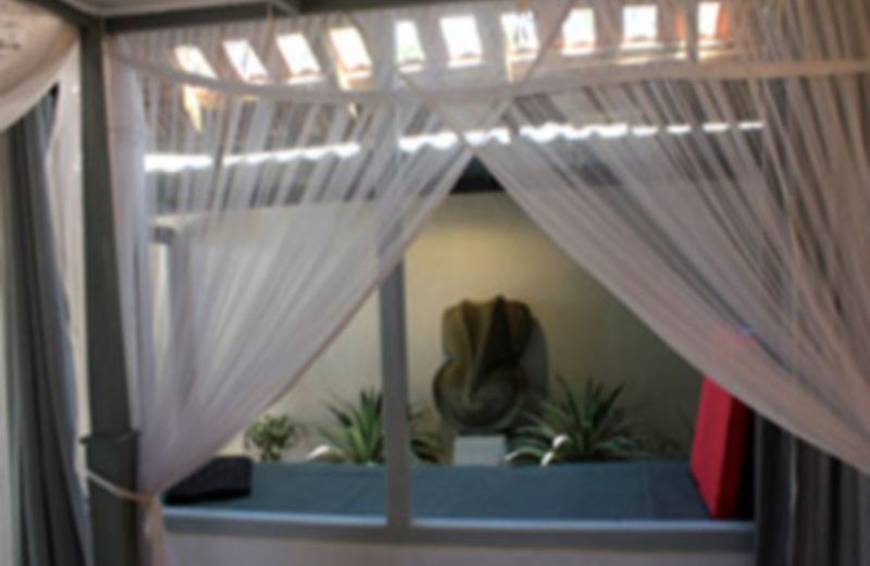 Eka Beach B & B