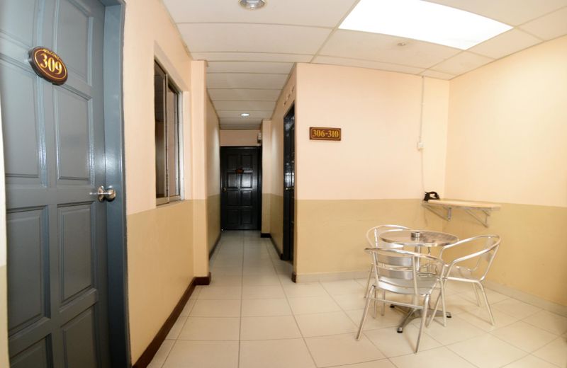 POLY STAR HOTEL