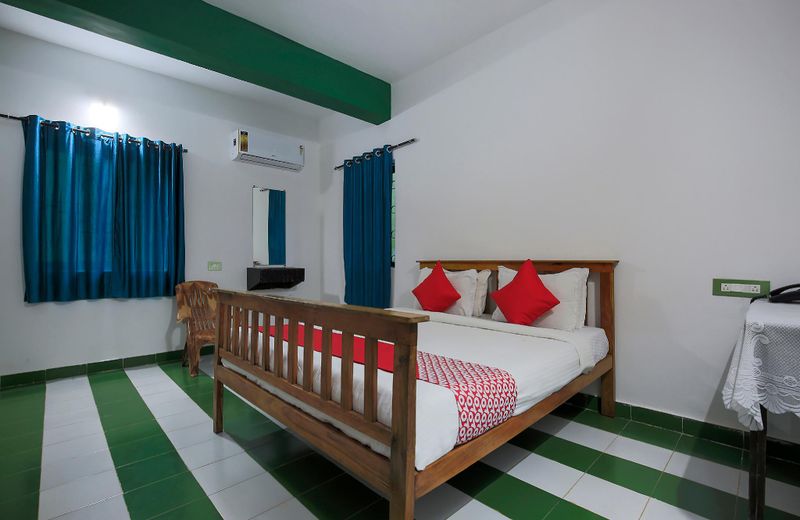 OYO 7476 Braganza Guest House
