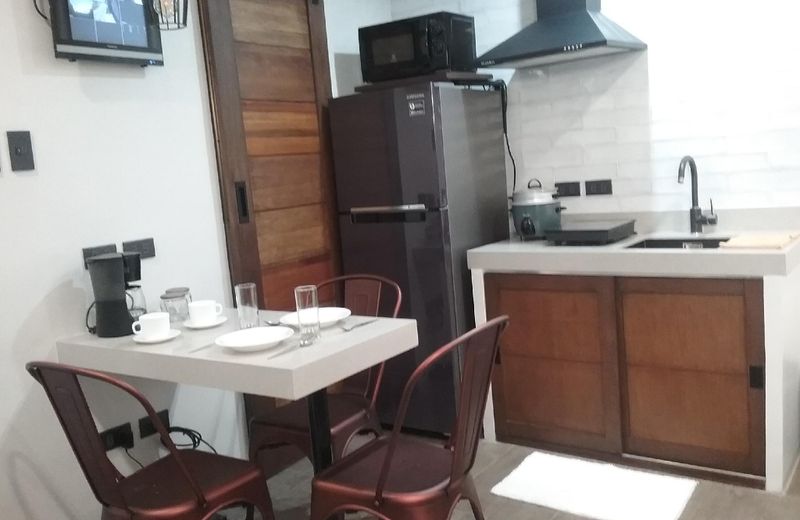 Cozy Guest House nr Greenhills Wilson St 100MBPS