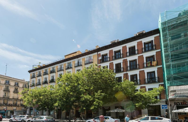Apartamento estudio de 36 m² en Centro de Madrid, con 1 baño privado.
