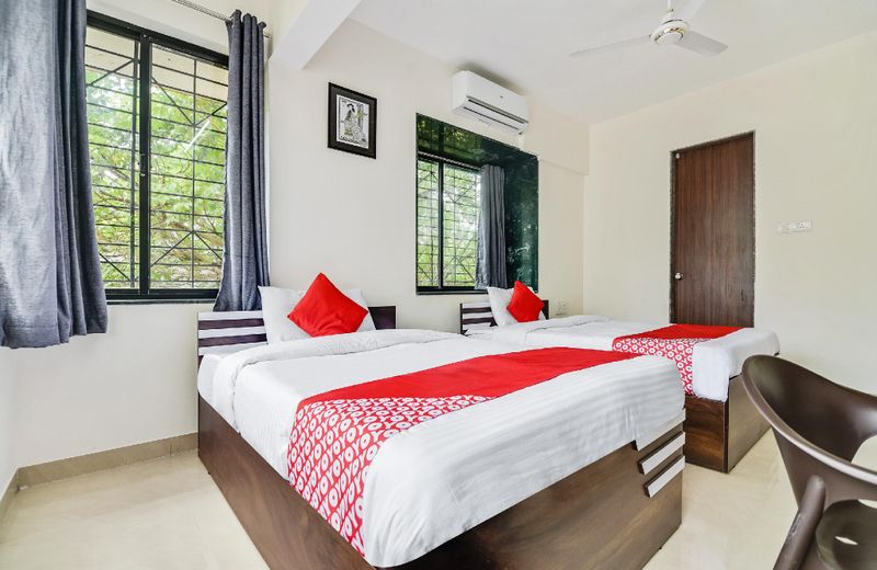 OYO 60237 Hotel Sunshine Executive