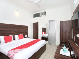 Hotel Image 1